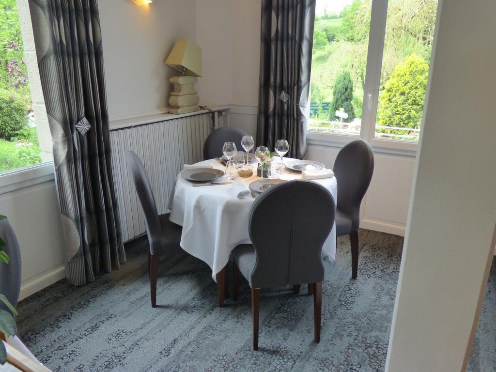 Auberge De L'Abbaye-Logis Hotel Restaurant Hambye Екстериор снимка